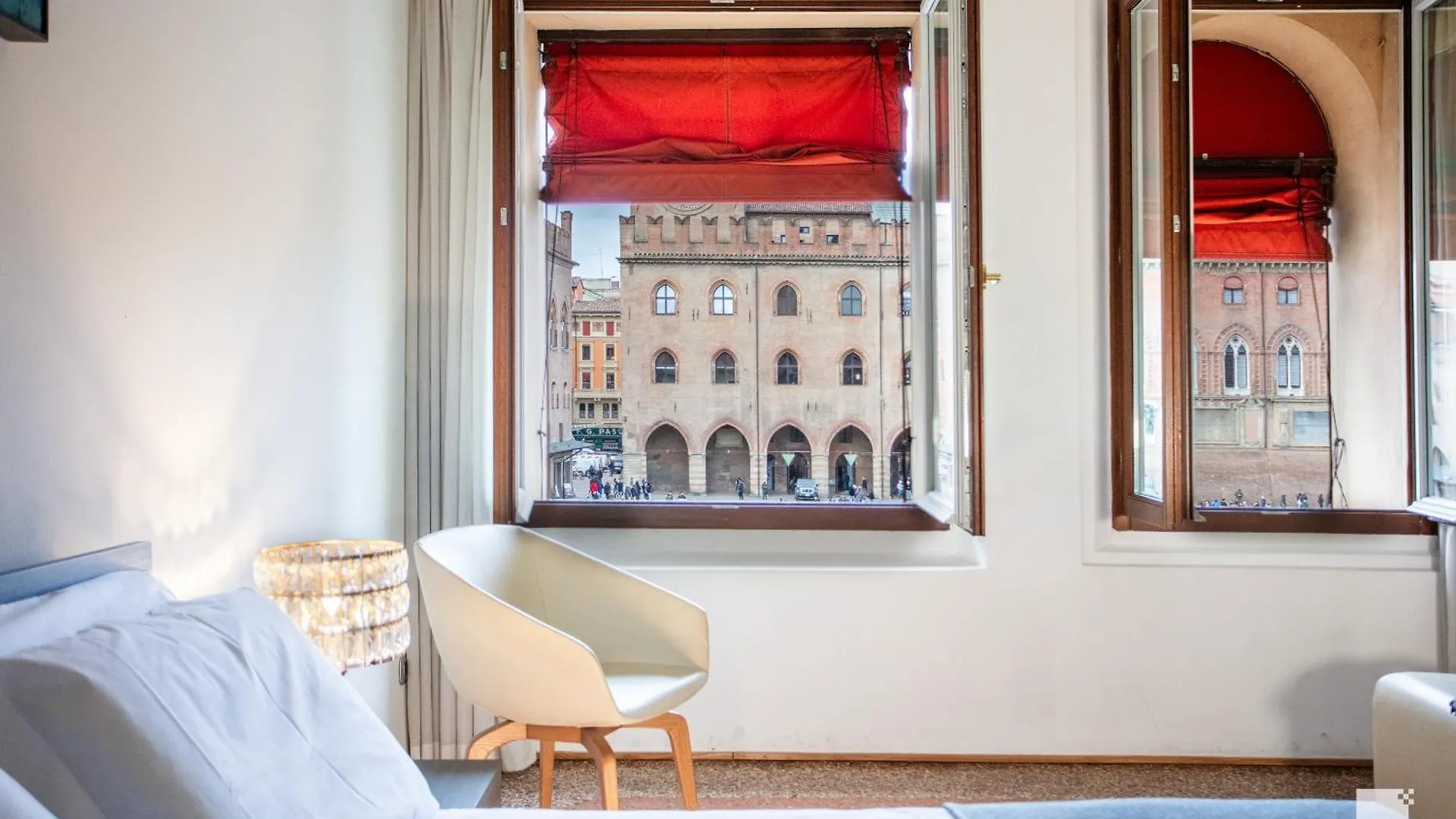 Apartment Urbanicooh Paracelso - Piazza Maggiore View Bologna